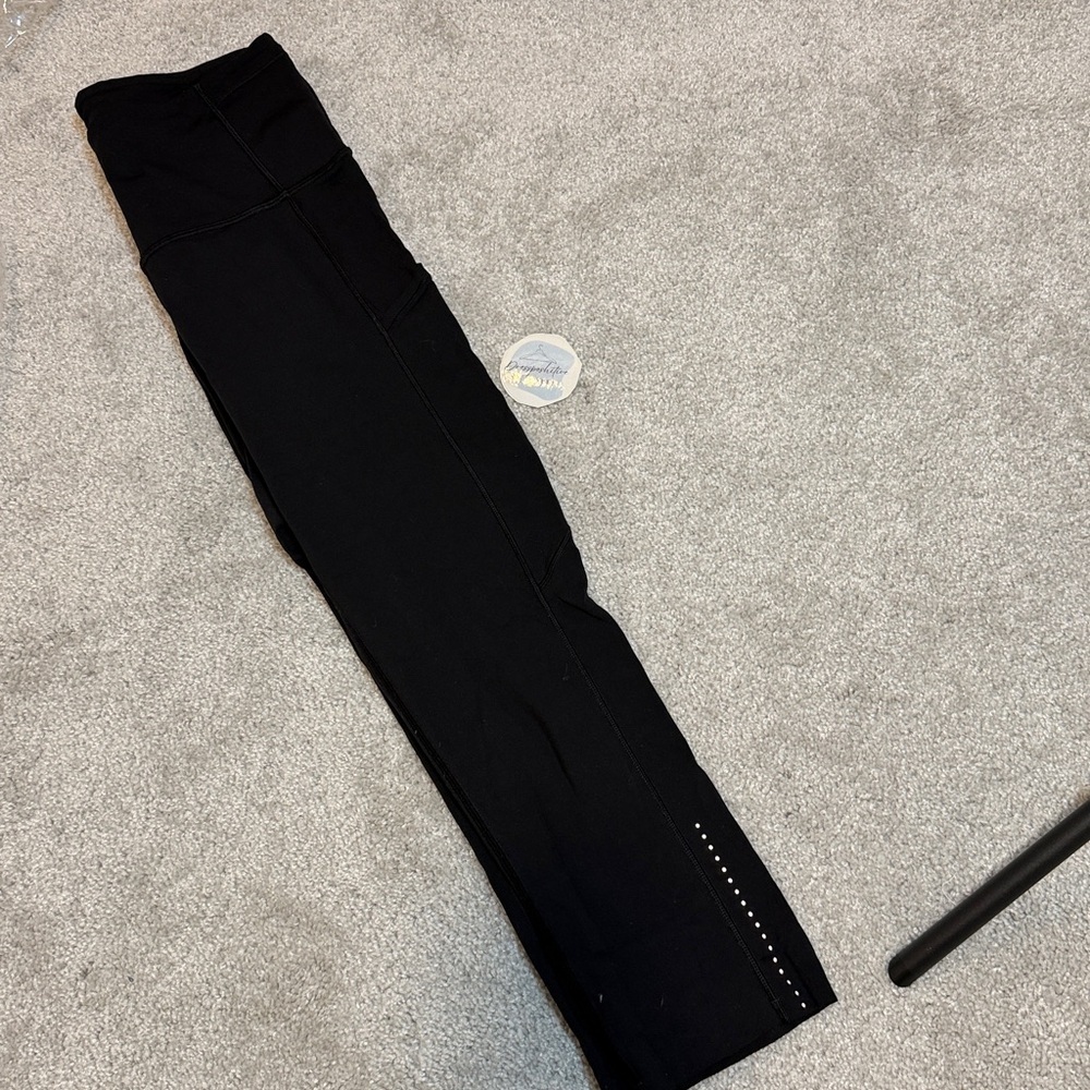 lululemon Fast & Free Crop Nulux 19” Black Leggings - Picture 2 of 4